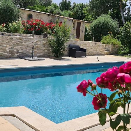 Appartements Dans Villa Privee Avec Piscine, Jardin, Parking Clos, Wifi, Climatisation Meyreuil Exterior foto